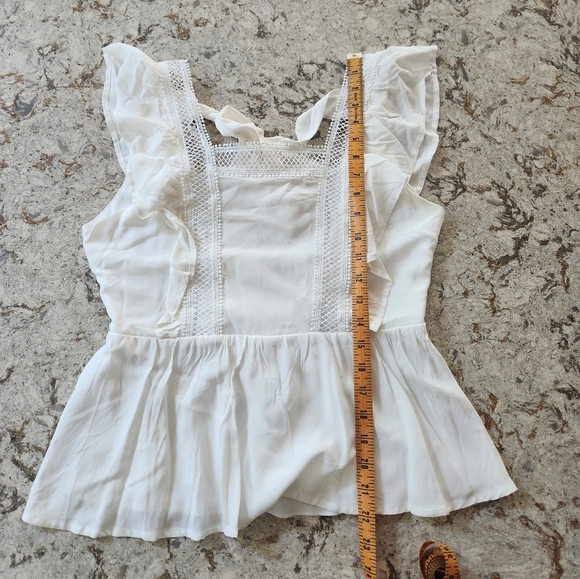 NWT Francesca's Collection Jun & Ivy Lace Ruffle Crochet Blouse Top - Picture 8 of 8